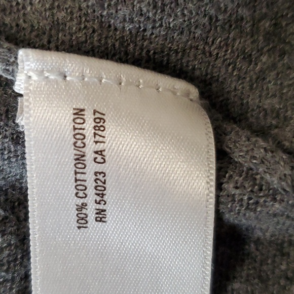 Old Navy women's short sleeve open front cardigan.  Size medium. - Picture 5 of 9